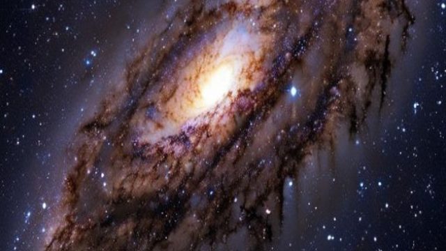 New Cosmic Snap: A Closer Look at the Heart of the Milky Way